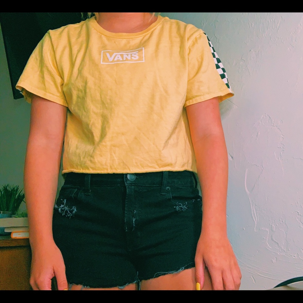 yellow checkered cropped women’s vans tee
